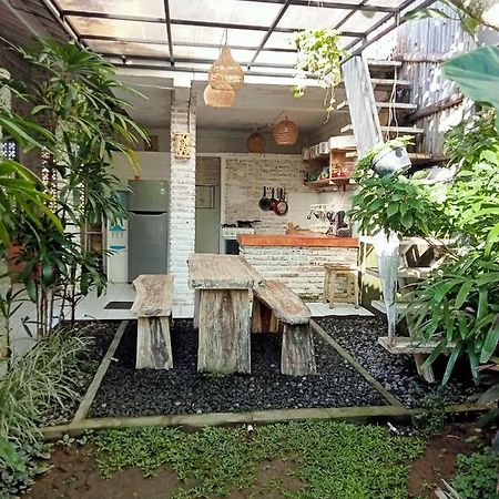 Pondok Ayu Homestay Canggu Εξωτερικό φωτογραφία