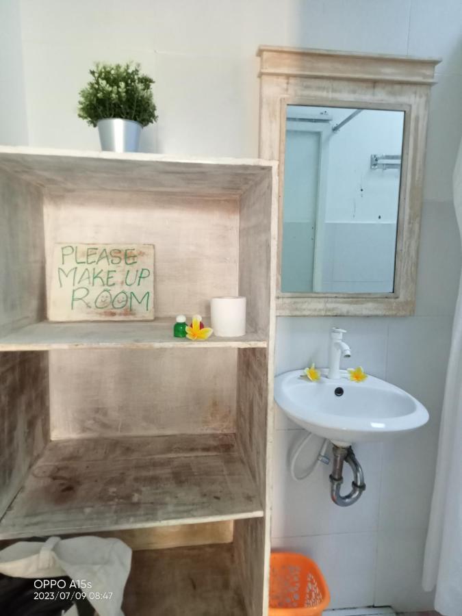 Pondok Ayu Homestay Canggu Εξωτερικό φωτογραφία